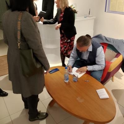 Vladimir Pakuševskij. Promocija romana Good Bye Merry Melody. Kulturni centar Lukijan Mušicki Temerin. 2025.